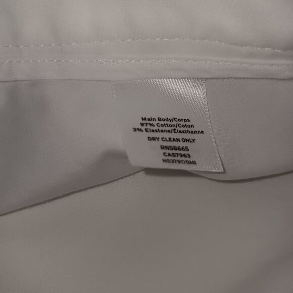 NORDSTROM SIGNATURE WHITE ON WHITE SHORTS - Picture 7 of 9